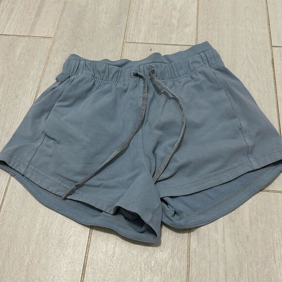 New Lululemon Blue Shorts 2 - Picture 1 of 4